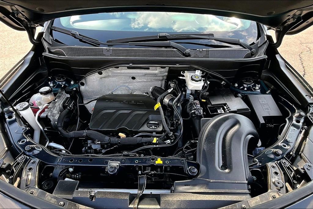 Used 2021 Buick Encore GX Preferred w/ Cold Weather Comfort Package image 9