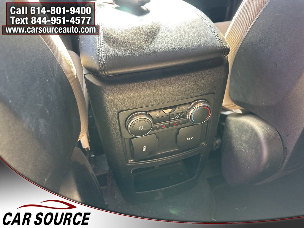 Used 2020 Ford Explorer XLT w/ Comfort Package image 17