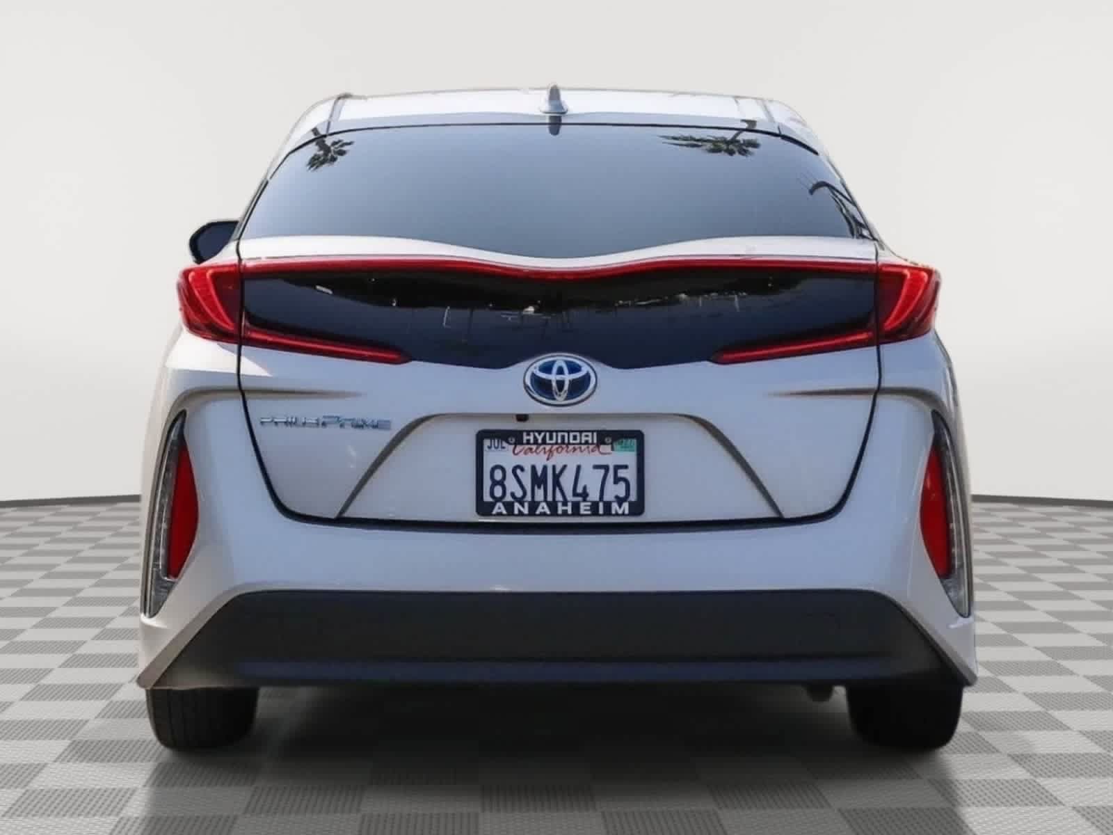 Used 2020 Toyota Prius Prime LE FWD image 8