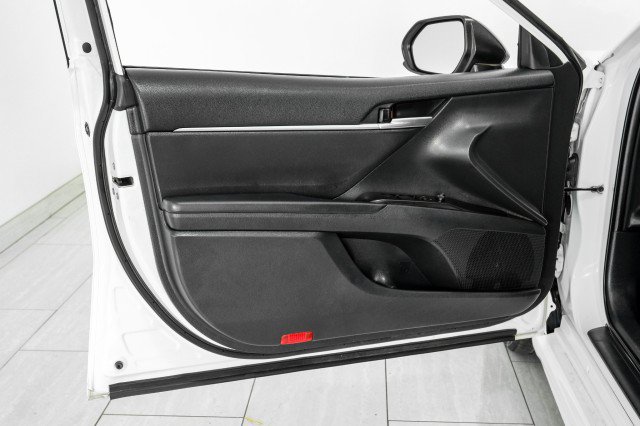 Used 2021 Toyota Camry SE FWD image 38