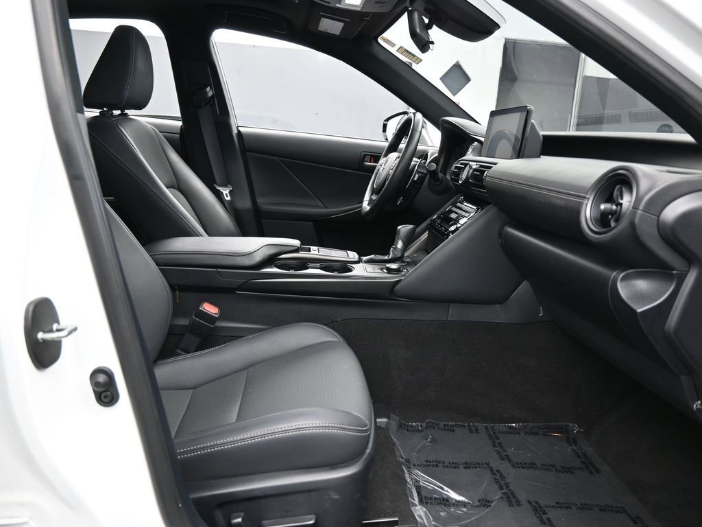 Used 2024 Lexus IS 350 F Sport image 43