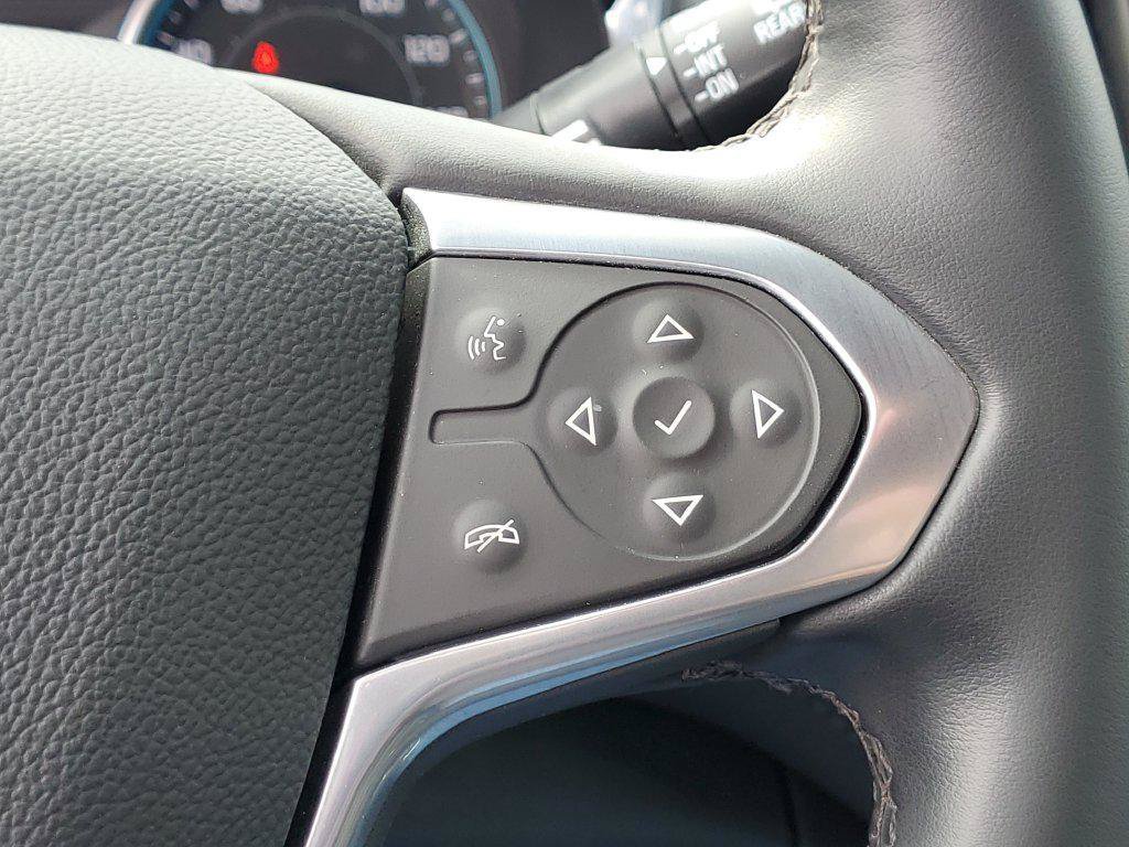 Used 2023 Chevrolet Traverse LT FWD image 10