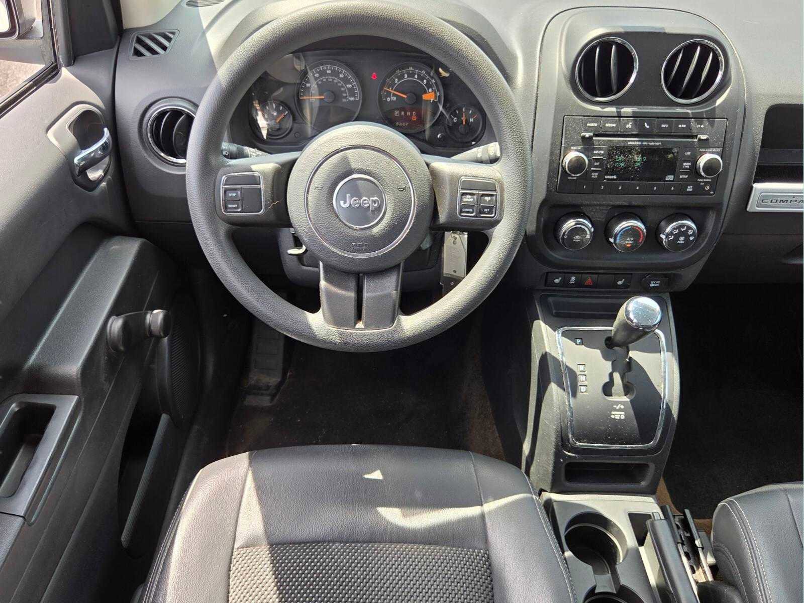 Used 2015 Jeep Compass Sport FWD image 13