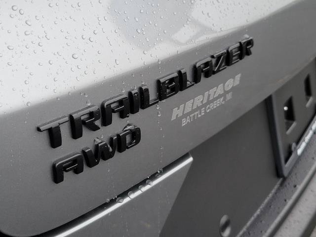 New 2026 Chevrolet TrailBlazer LT w/ Midnight Edition AWD/4WD image 31