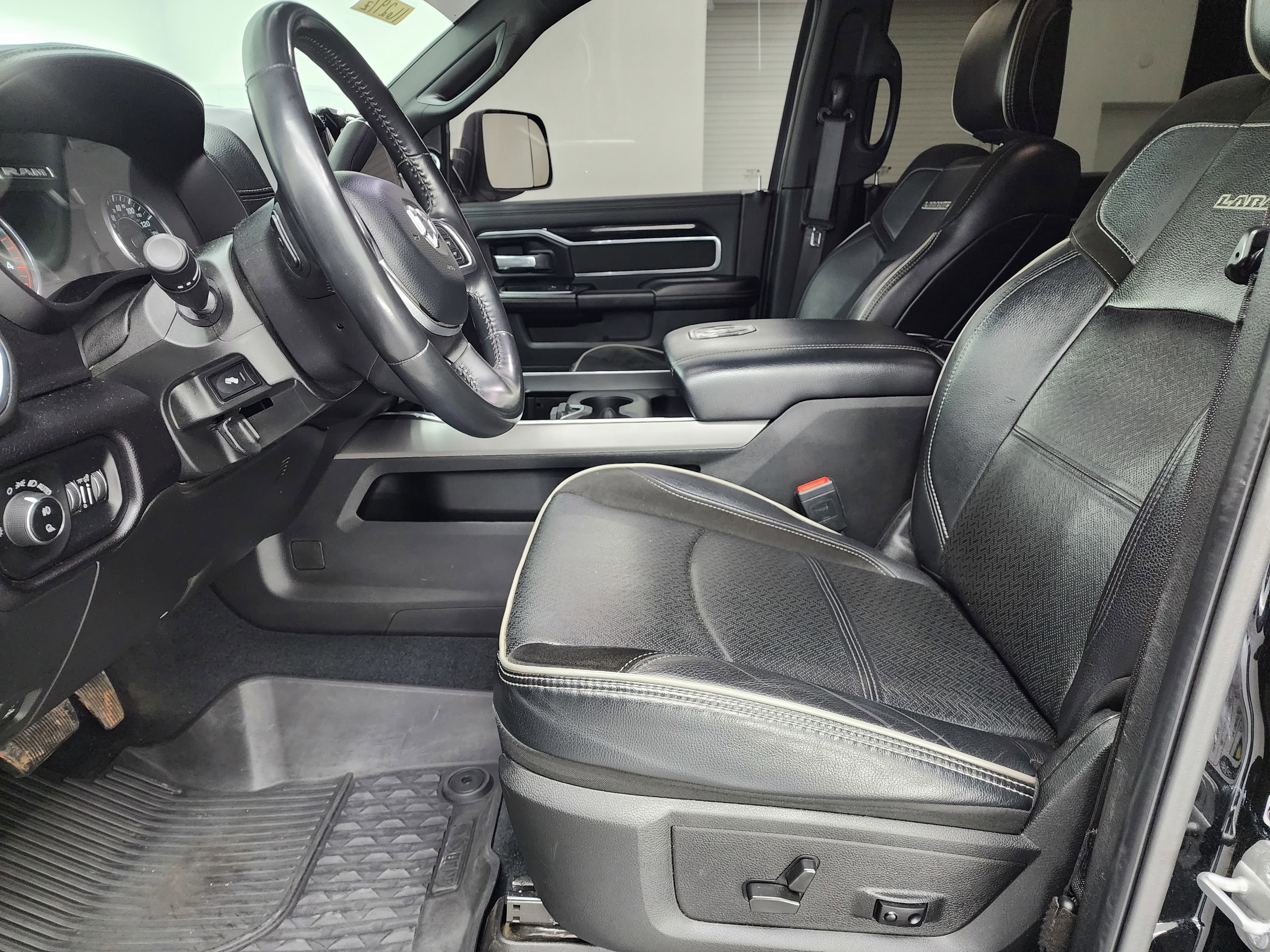 Used 2022 RAM 2500 Laramie image 8