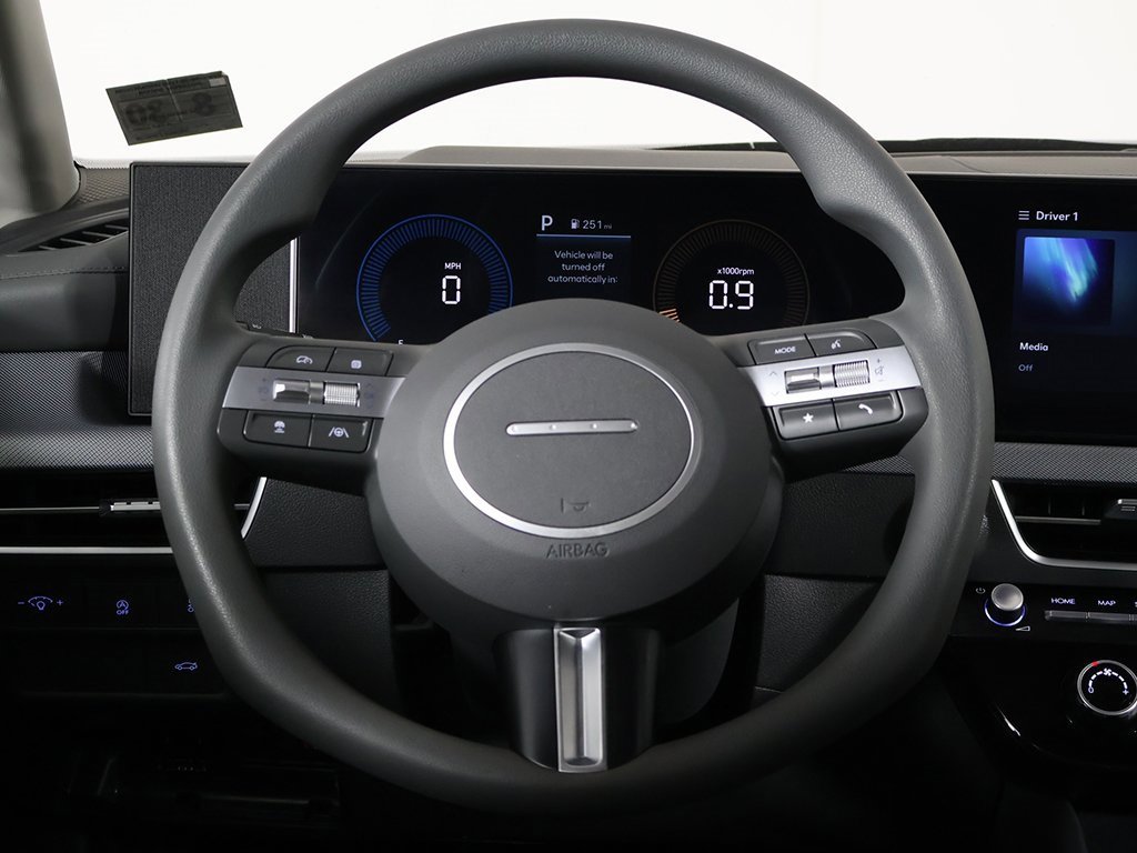 Certified 2025 Hyundai Sonata SE image 32