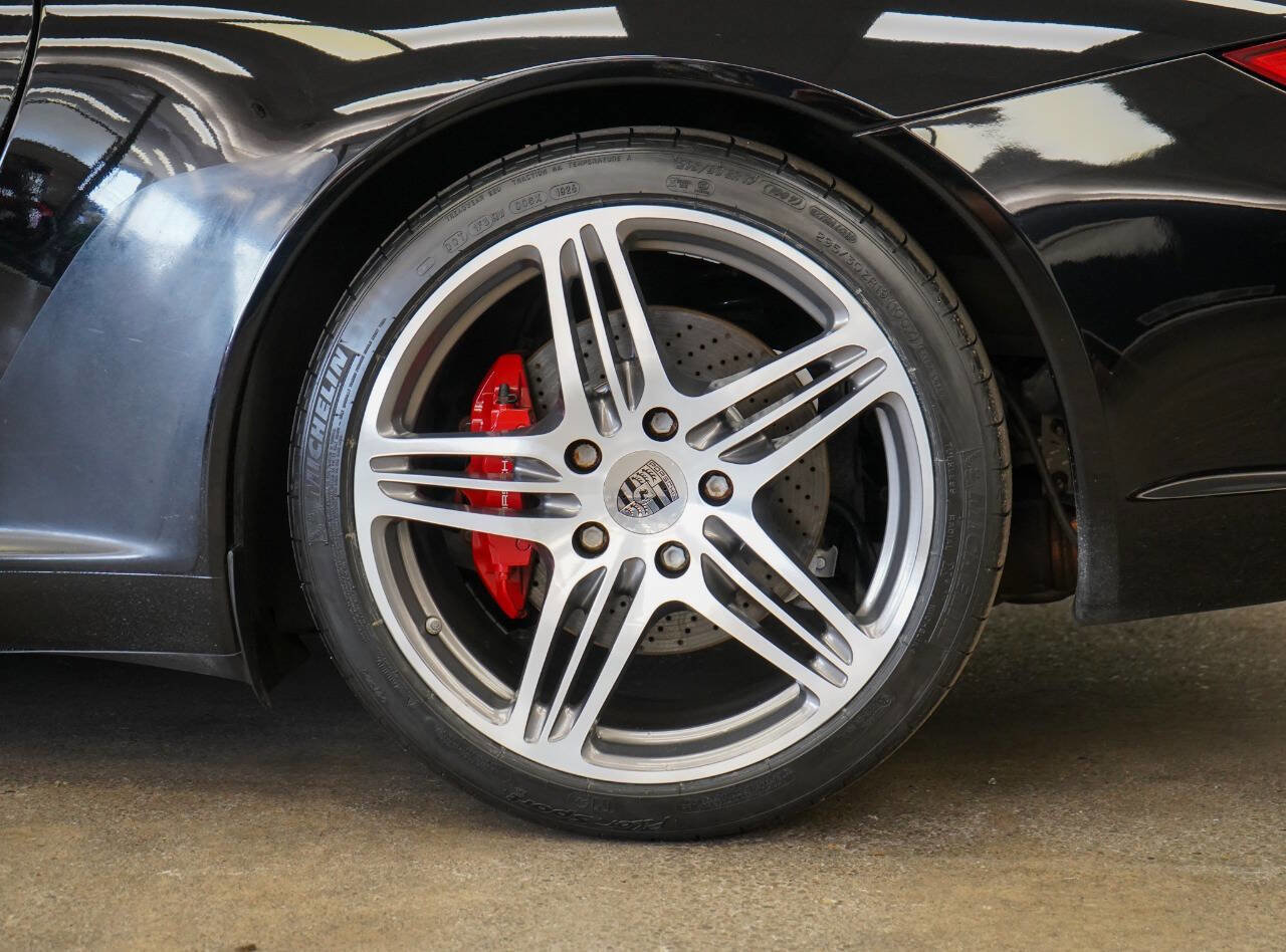 Used 2009 Porsche 911 Carrera S image 12