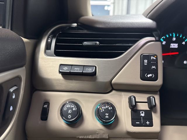 Used 2020 GMC Yukon Denali w/ Open Road Package image 11