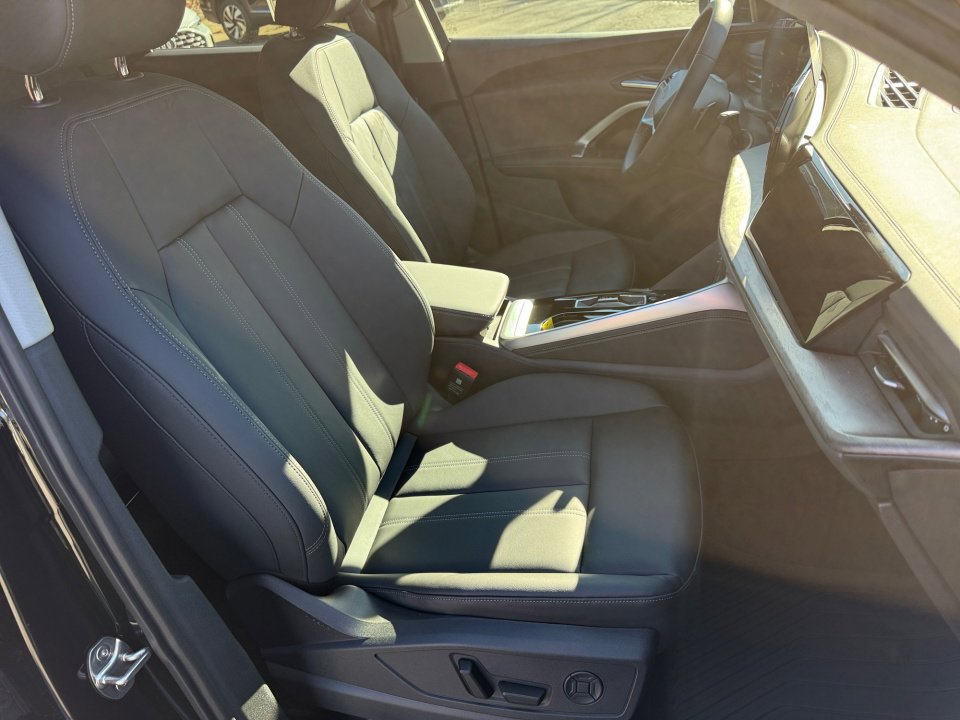 New 2025 Audi Q5 Premium Plus image 28