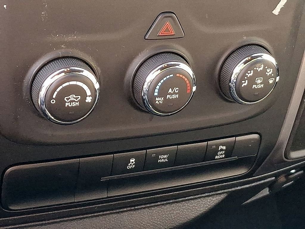 Used 2024 RAM 1500 Classic Warlock image 15