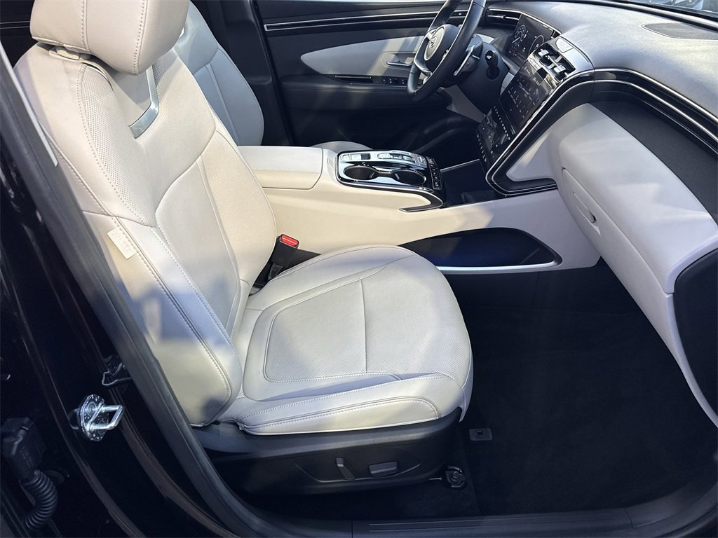 Used 2022 Hyundai Tucson Limited image 13