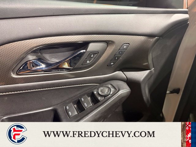 Used 2023 Chevrolet Traverse Premier w/ Redline Edition AWD/4WD image 20
