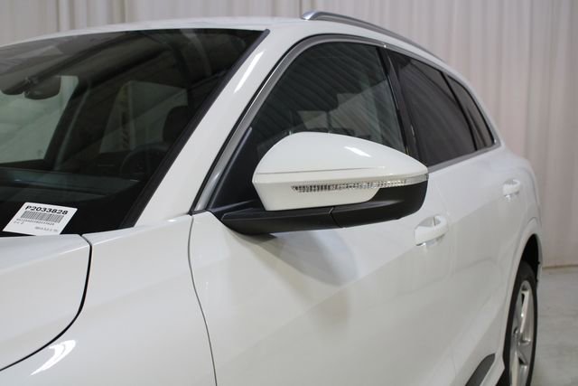 Used 2025 Audi Q5 Premium Plus w/ Premium Plus AWD/4WD image 34