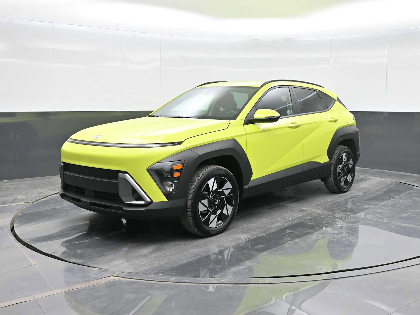 Certified 2025 Hyundai Kona SEL image 4