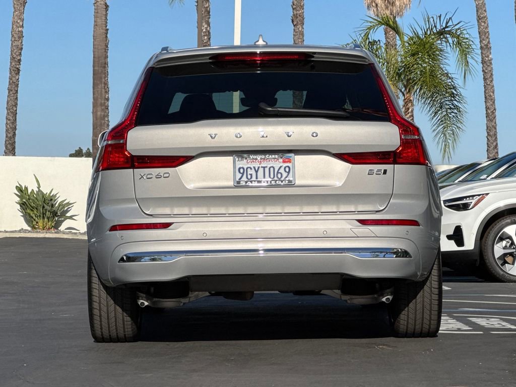 Certified 2023 Volvo XC60 B5 Ultimate AWD/4WD image 4