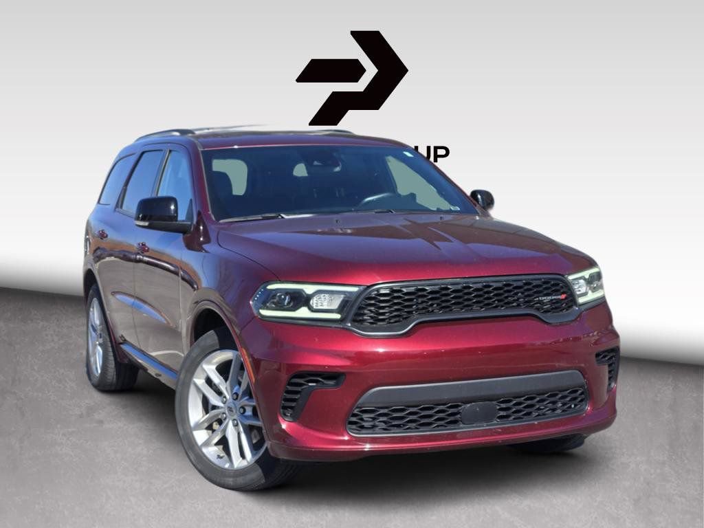 Used 2024 Dodge Durango GT image 1