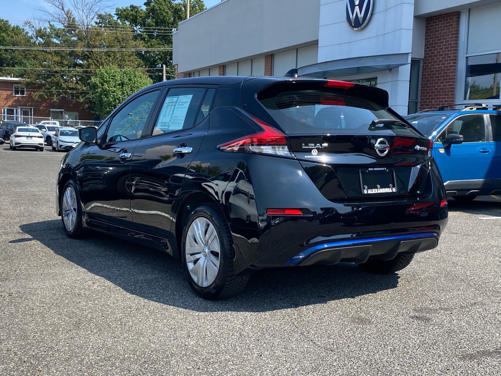 Used 2022 Nissan Leaf S FWD image 5