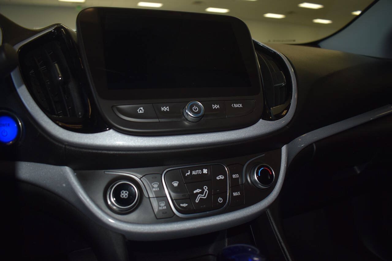 Used 2018 Chevrolet Volt LT FWD image 25