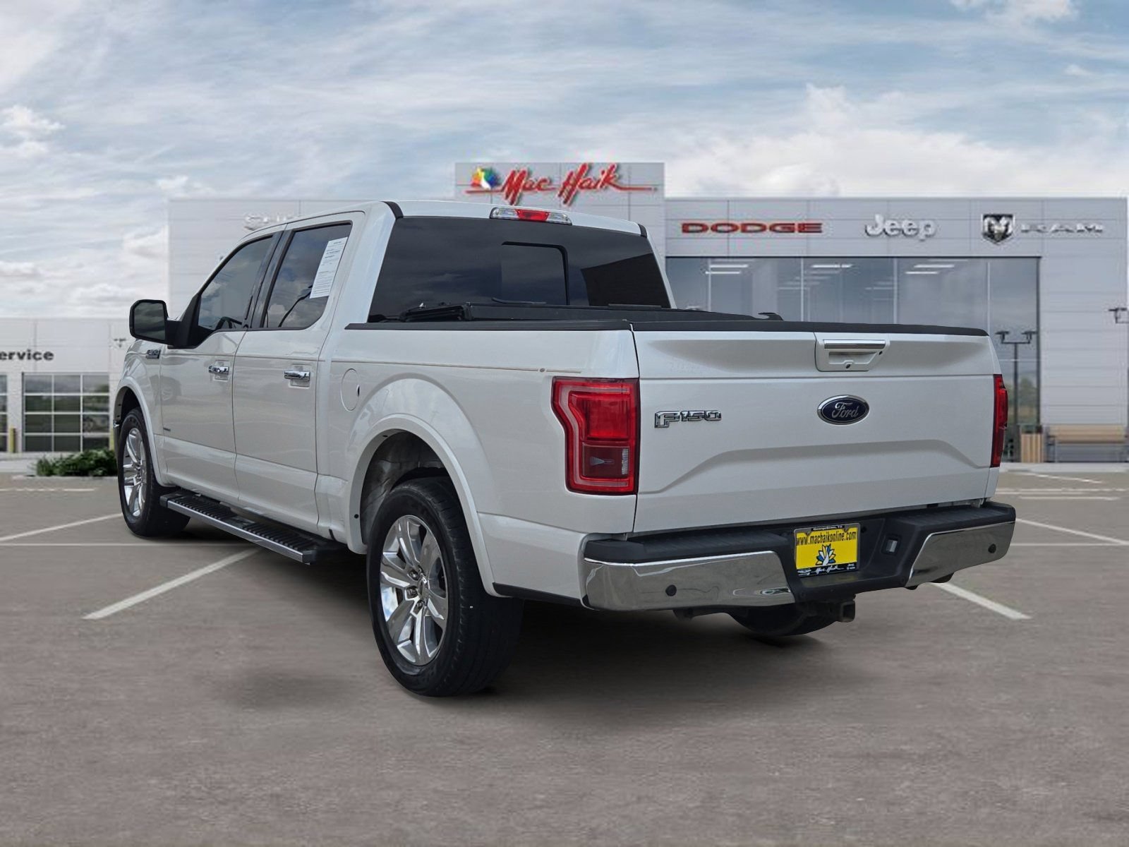 Used 2017 Ford F150 Lariat RWD image 3