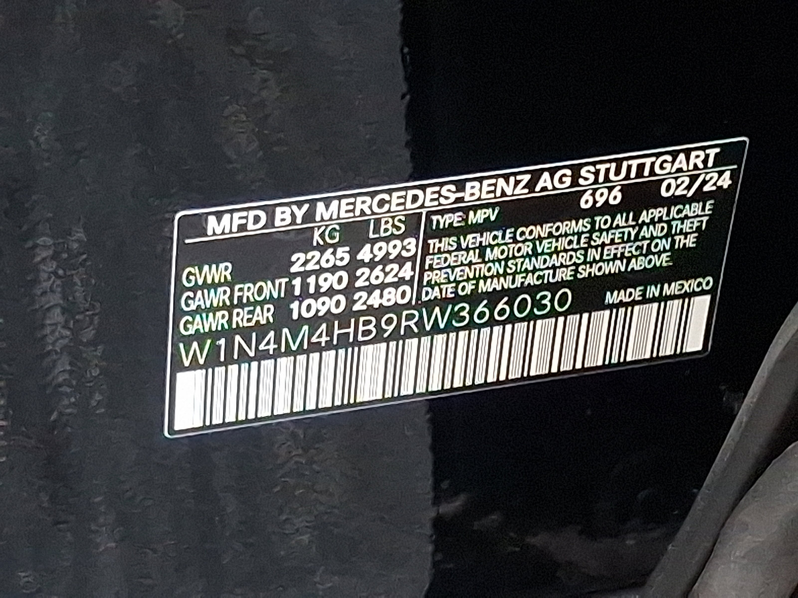 Used 2024 Mercedes-Benz GLB 250 4MATIC image 27