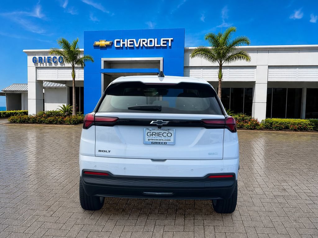 New 2027 Chevrolet Bolt LT w/ Comfort Package FWD image 4