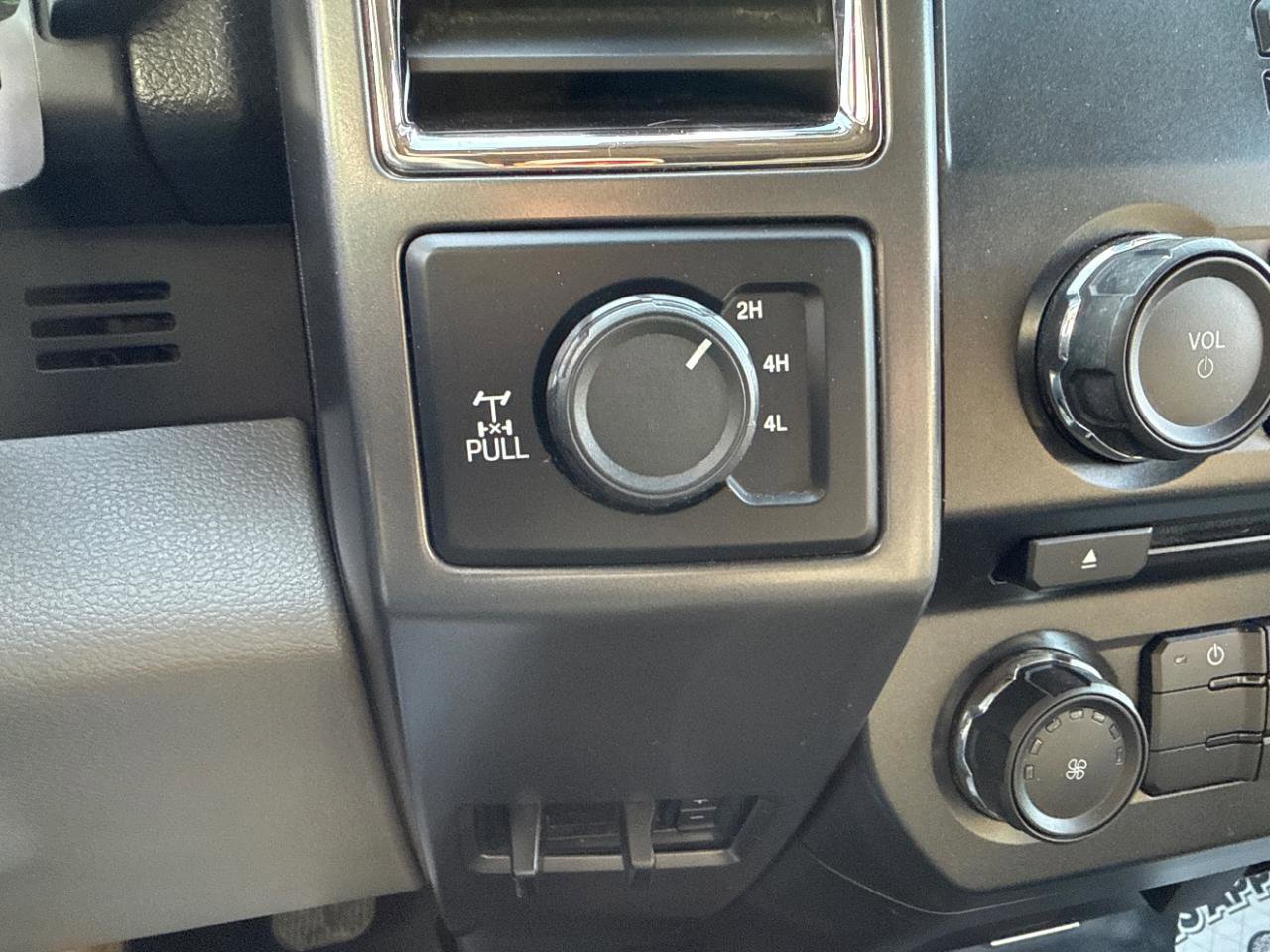 Used 2016 Ford F150 XLT image 17