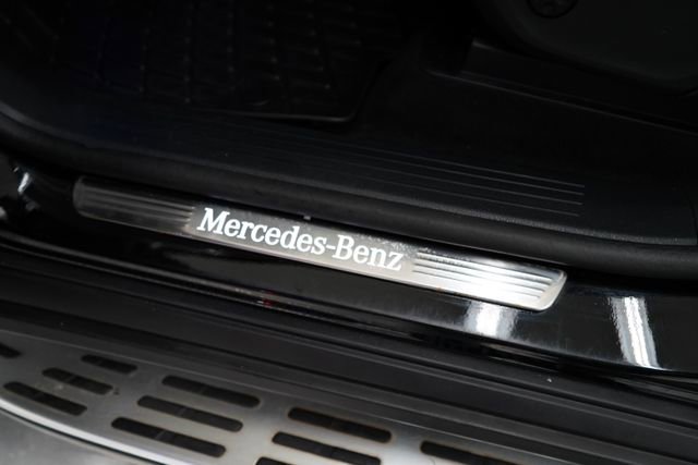 Used 2023 Mercedes-Benz GLS 450 4MATIC image 89