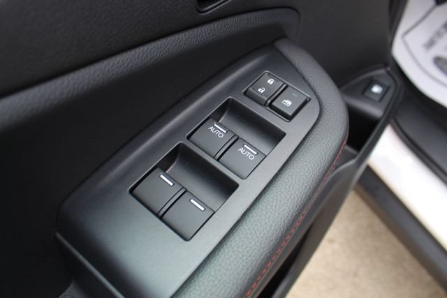 Used 2025 Honda Ridgeline Black Edition image 10
