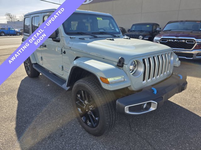 Used 2023 Jeep Wrangler Sahara w/ Cold Weather Group image 1