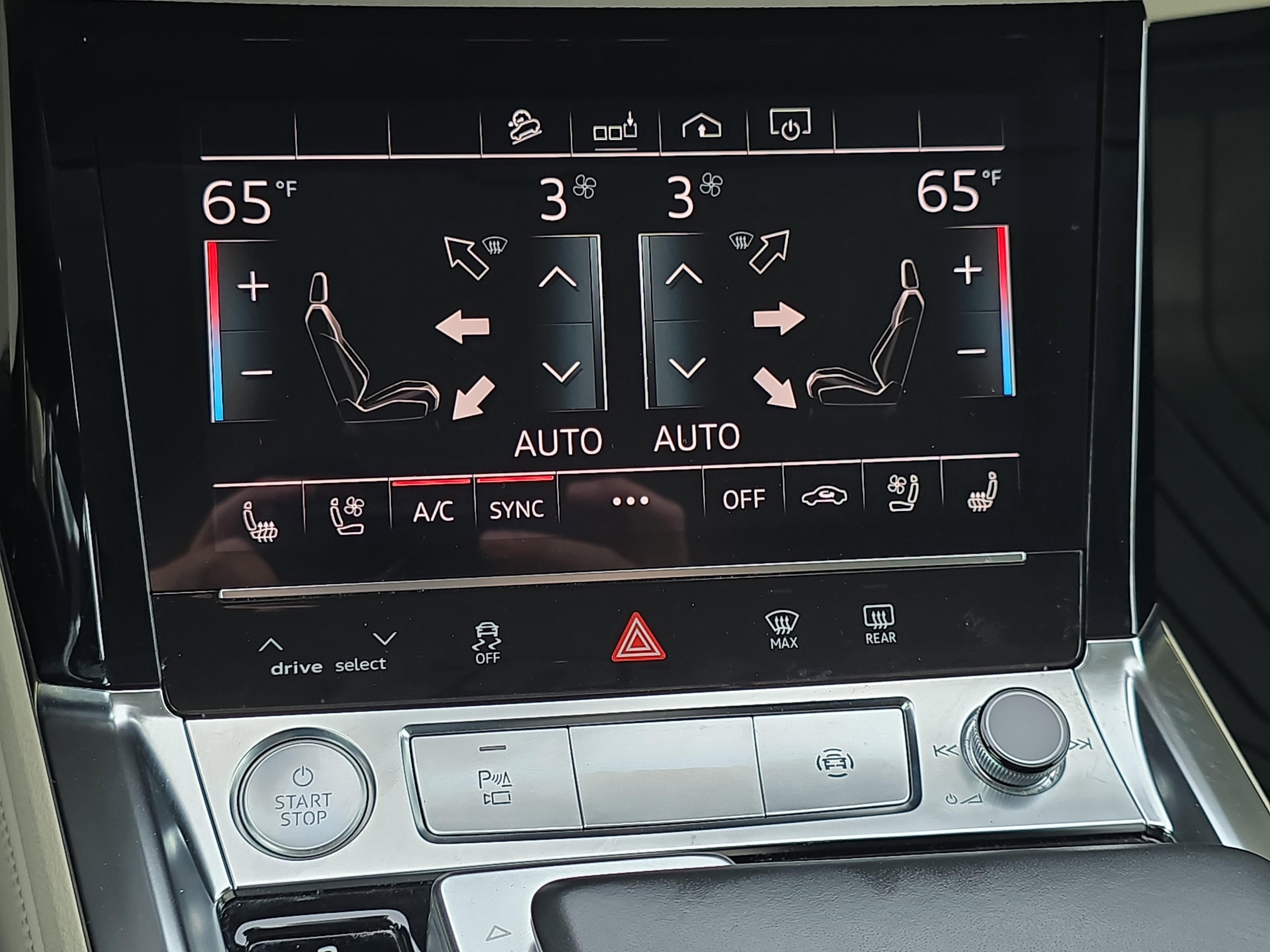 Used 2019 Audi e-tron Premium Plus AWD/4WD image 23