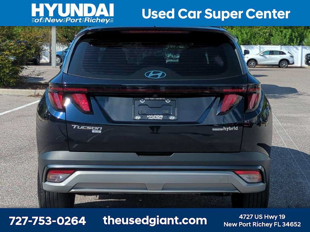 Certified 2026 Hyundai Tucson Blue SE AWD/4WD image 2