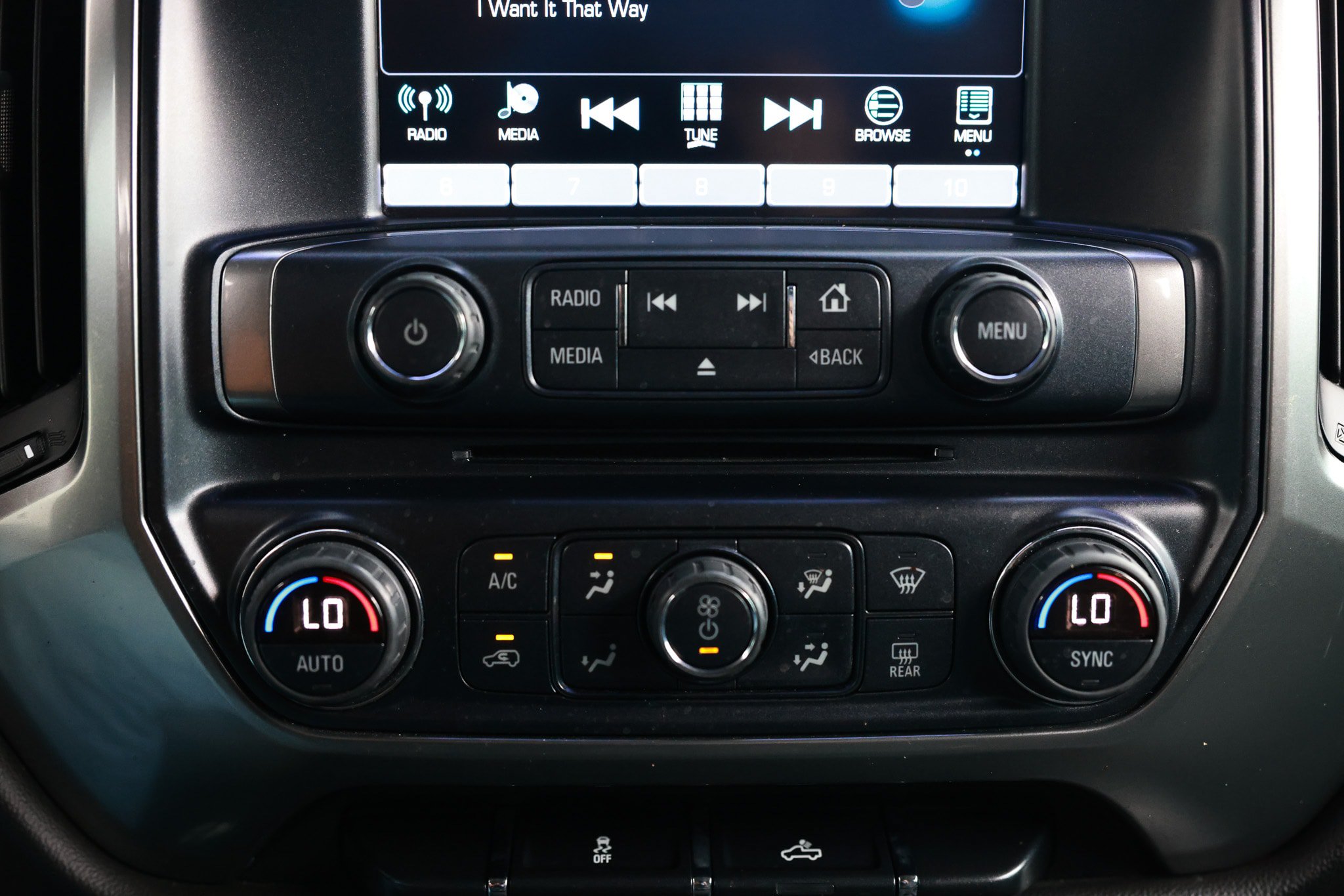 Used 2019 Chevrolet Silverado 1500 LT w/ All Star Edition AWD/4WD image 35