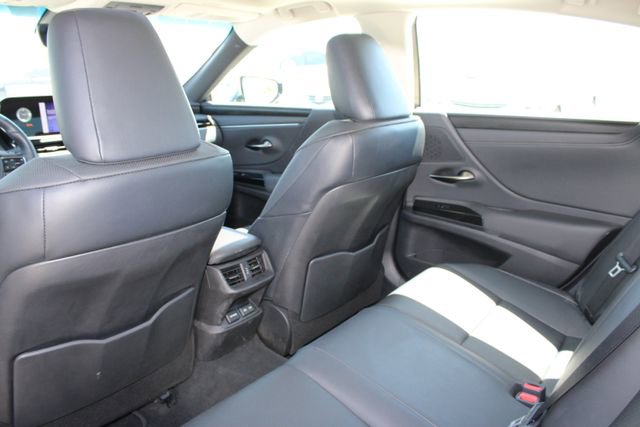 Certified 2024 Lexus ES 300h w/ Premium Package image 9