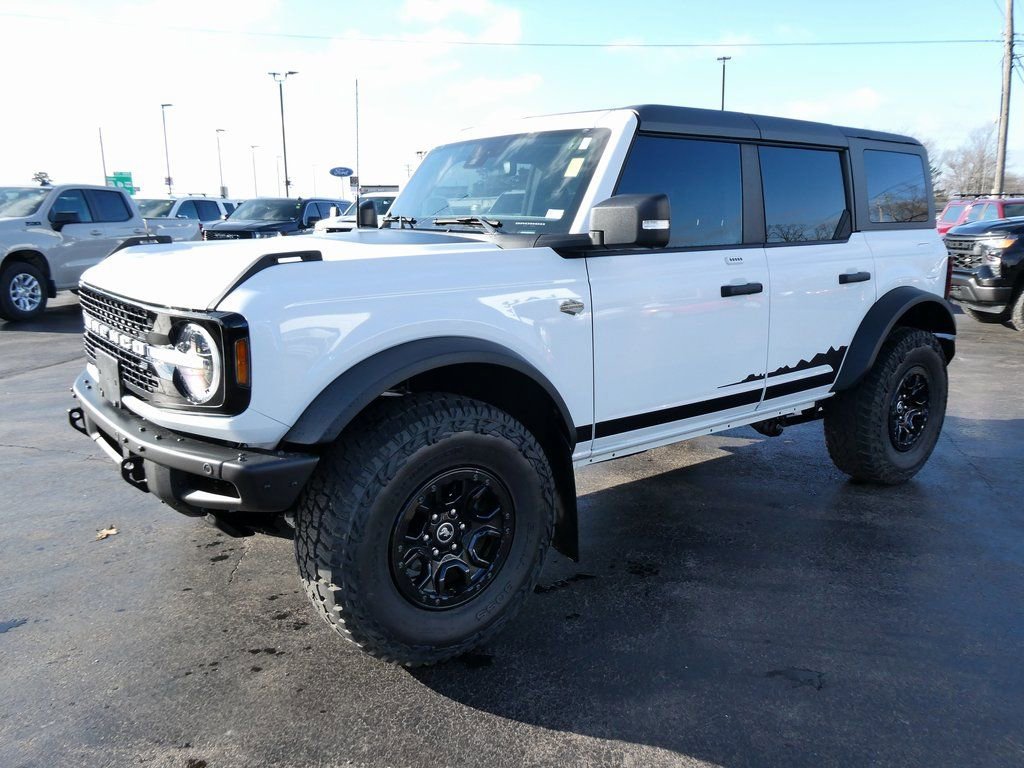 Used 2022 Ford Bronco Wildtrak image 8