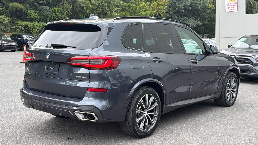 Used 2021 BMW X5 xDrive40i w/ M Sport Package AWD/4WD image 4