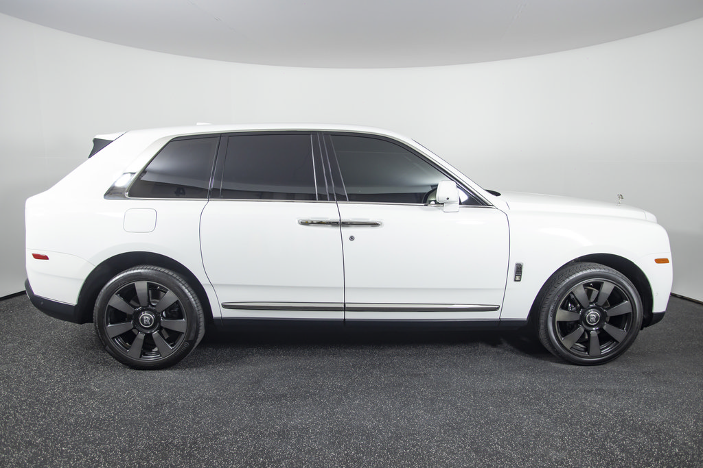 Used 2019 Rolls-Royce Cullinan AWD/4WD image 13
