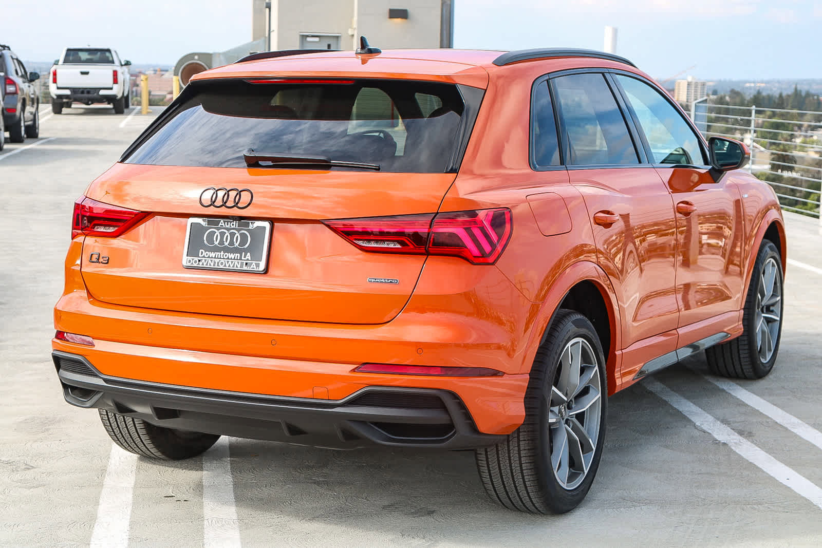 Used 2025 Audi Q3 2.0T Premium w/ Convenience Package image 6