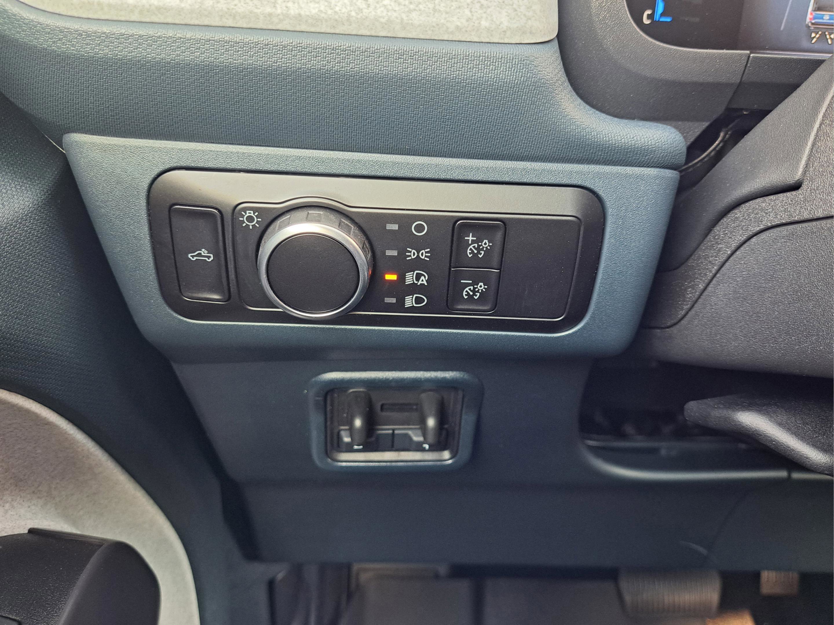 New 2025 Ford Maverick XLT w/ 4K Tow Package image 17