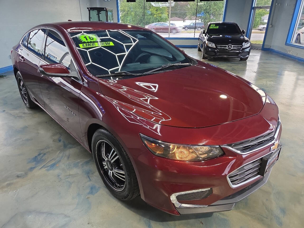 Used 2016 Chevrolet Malibu LT image 5