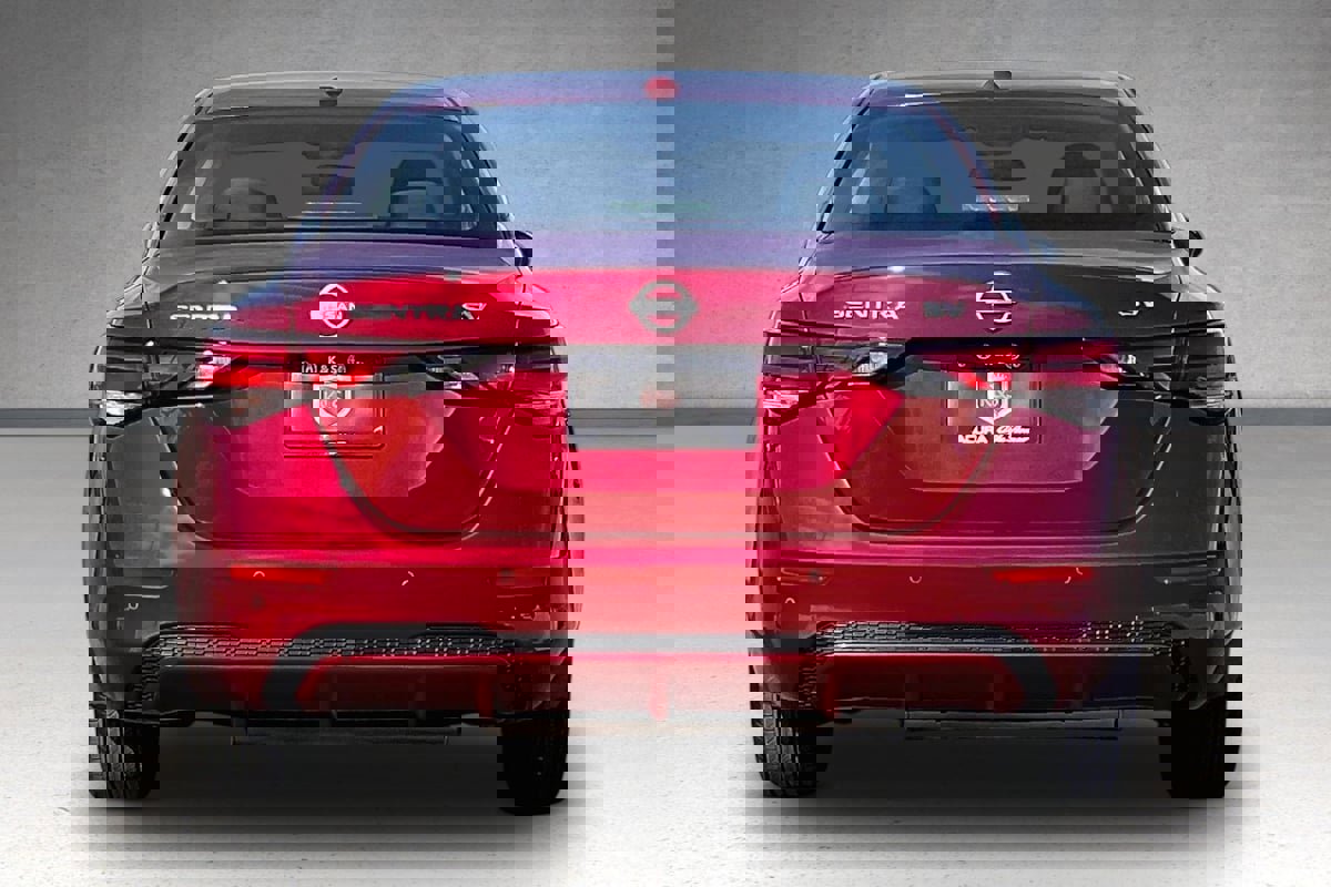 Used 2024 Nissan Sentra SV image 4