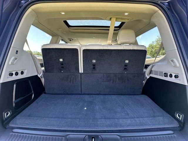 New 2024 Jeep Wagoneer 4WD w/ Premium Group I image 14