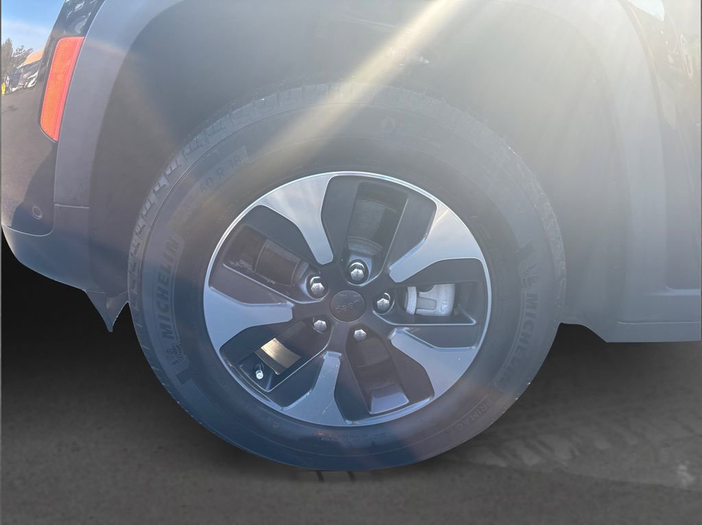 Used 2022 Jeep Grand Cherokee Limited 4xe w/ Luxury Tech Group II image 12