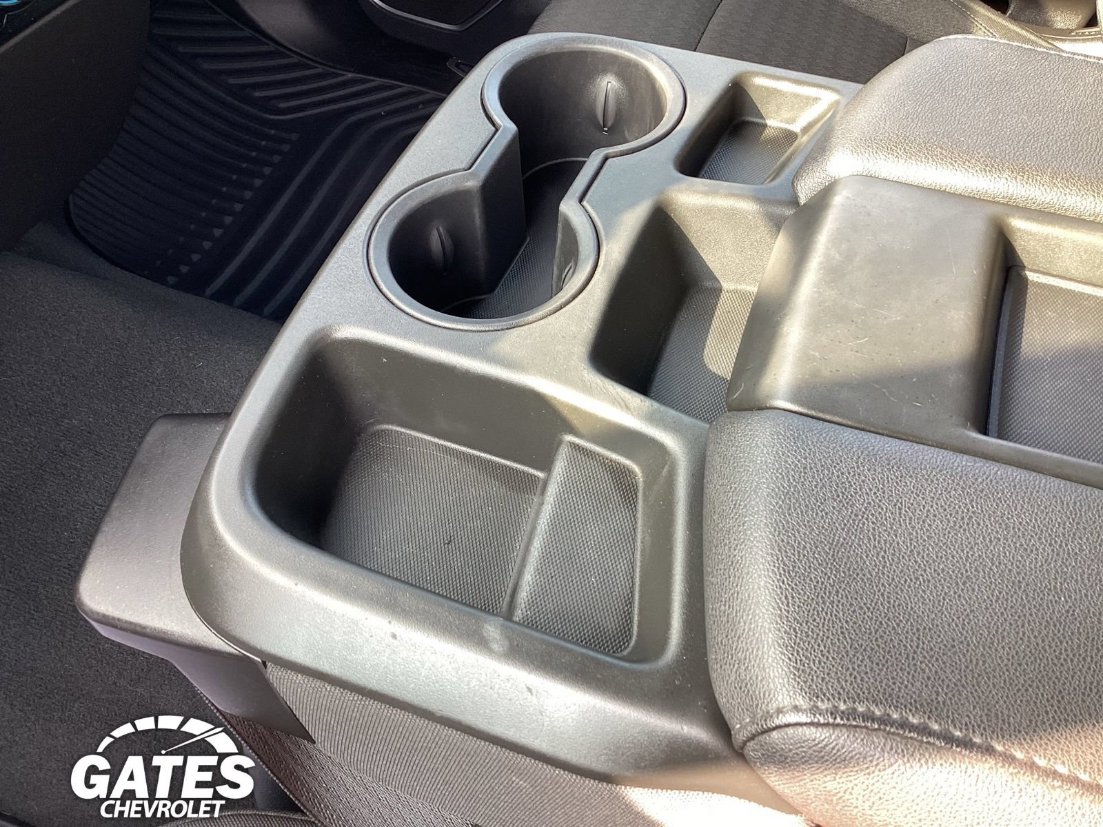 Used 2023 Chevrolet Silverado 1500 LT AWD/4WD image 26