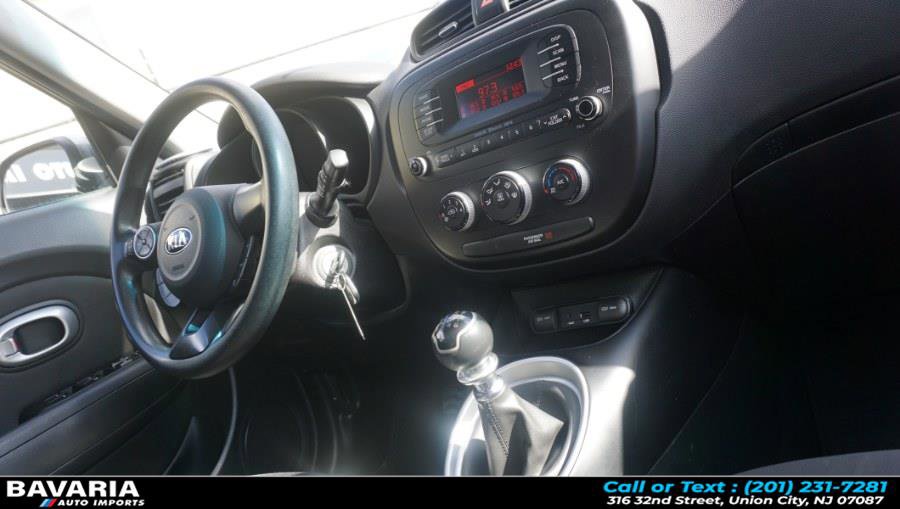 Used 2014 Kia Soul 5dr Wgn Auto Base image 9
