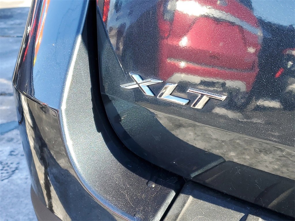 Used 2023 Ford Explorer XLT w/ Equipment Group 202A image 31