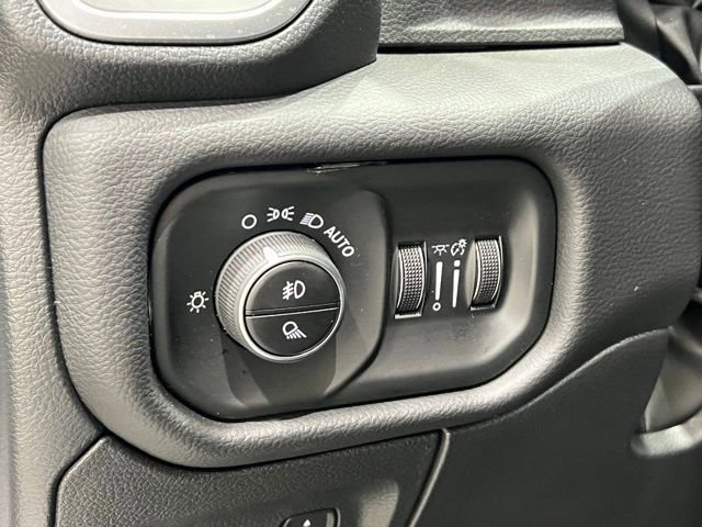 New 2026 RAM 1500 4x4 Crew Cab image 20