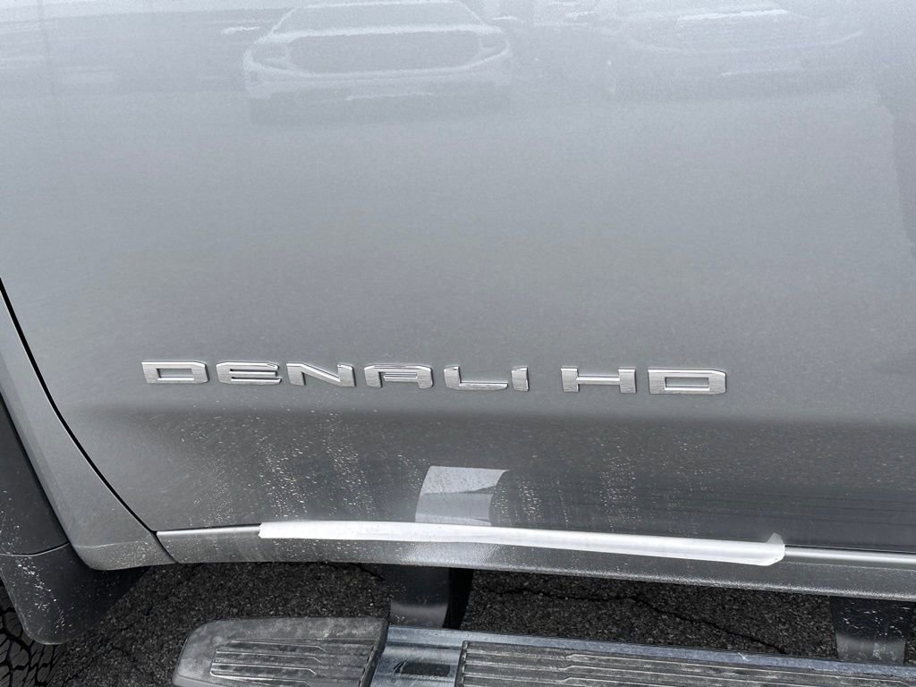 New 2026 GMC Sierra 3500 Denali w/ Denali Reserve Package AWD/4WD image 37