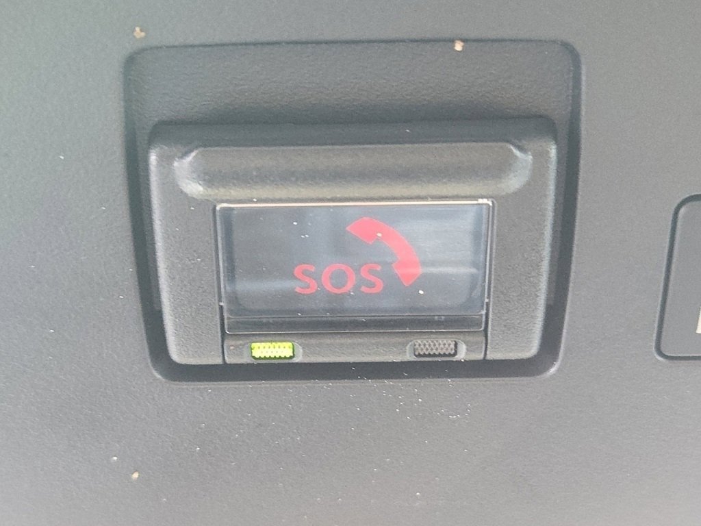 Used 2020 Lexus ES 300h w/ Premium Package image 21