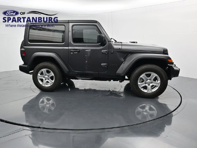 Used 2023 Jeep Wrangler Sport AWD/4WD image 8