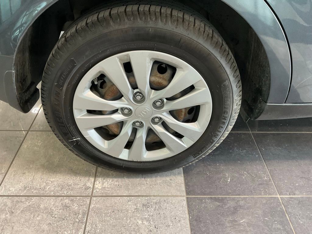 Used 2020 Kia Soul LX image 7